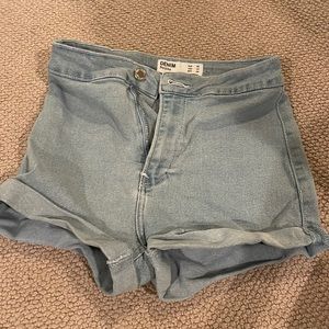 Bershka denim cutoff short shorts 4